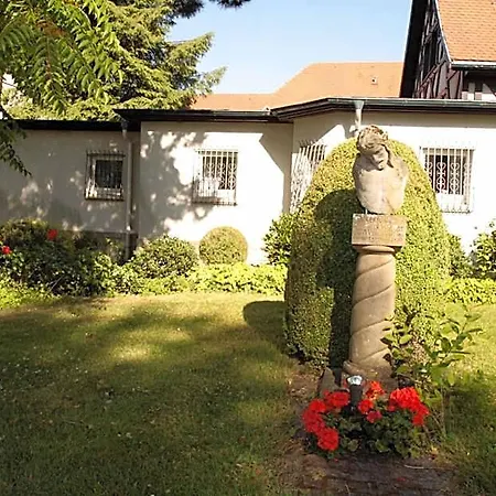 Kloster Maria Hilf 3*