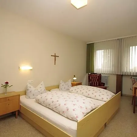 Kloster Maria Hilf מלון