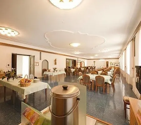 Отель Kloster Maria Hilf