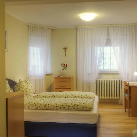 מלון Kloster Maria Hilf 3*