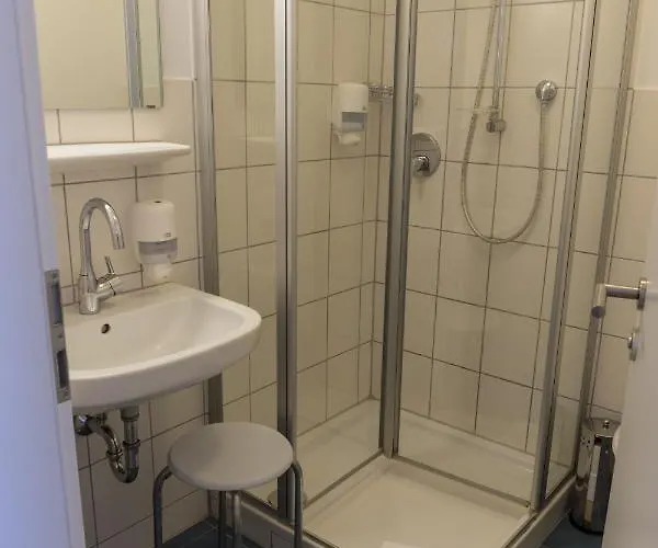 Kloster Maria Hilf מלון בול