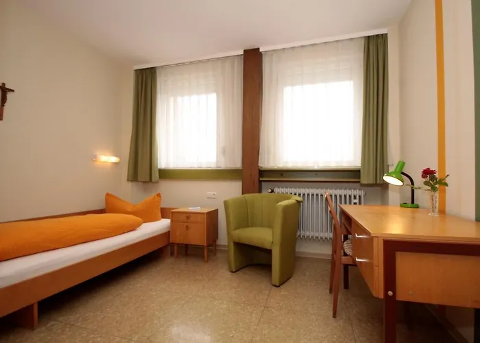 מלון Kloster Maria Hilf 3*