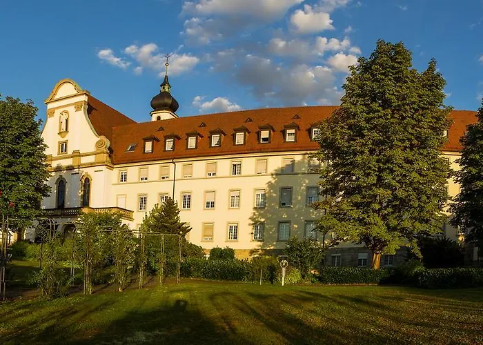 酒店 克洛斯特马瑞纳希弗酒店 3*