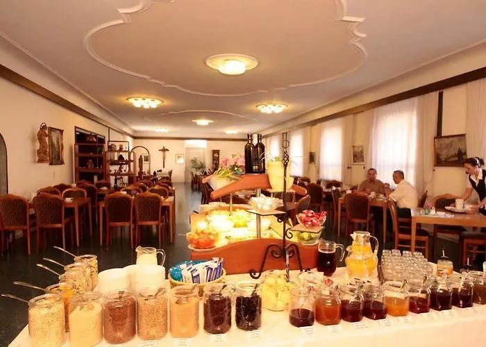 מלון Kloster Maria Hilf