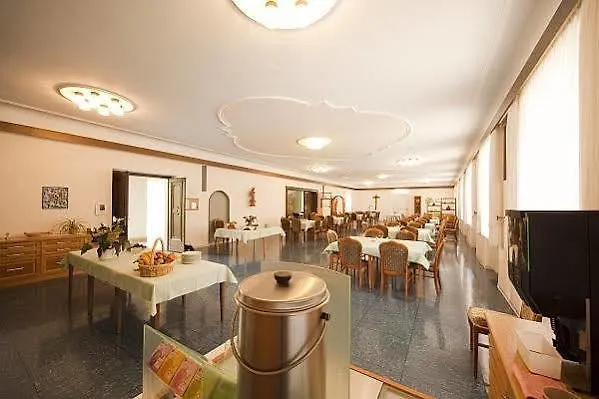 מלון Kloster Maria Hilf