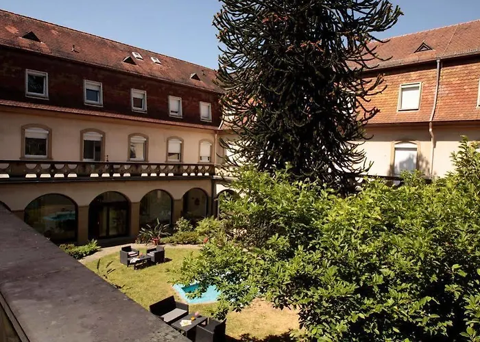 Kloster Maria Hilf 3* בול