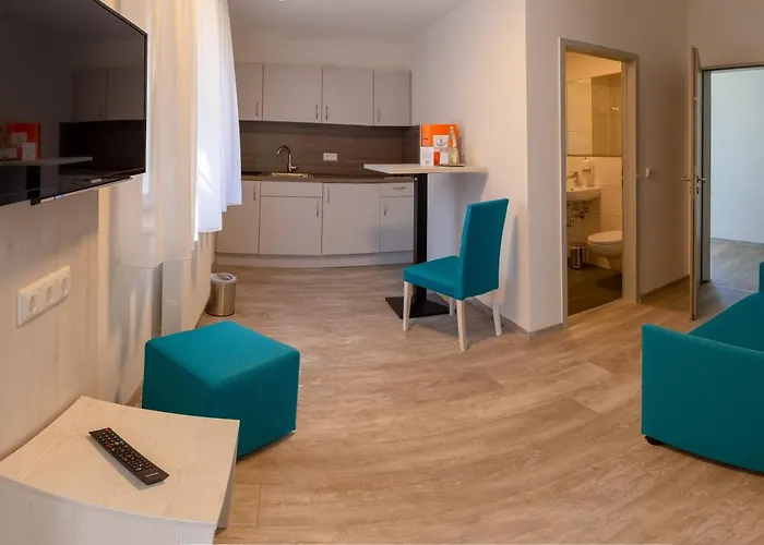 克洛斯特马瑞纳希弗酒店 3* 布尔